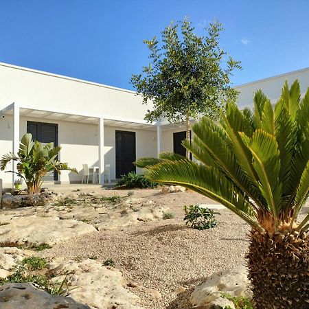 B&B Bianco Mediterraneo Torre Ovo Exterior photo
